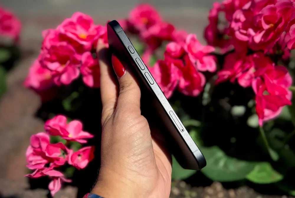 OKAZJA! iPhone 16 128 GB Black