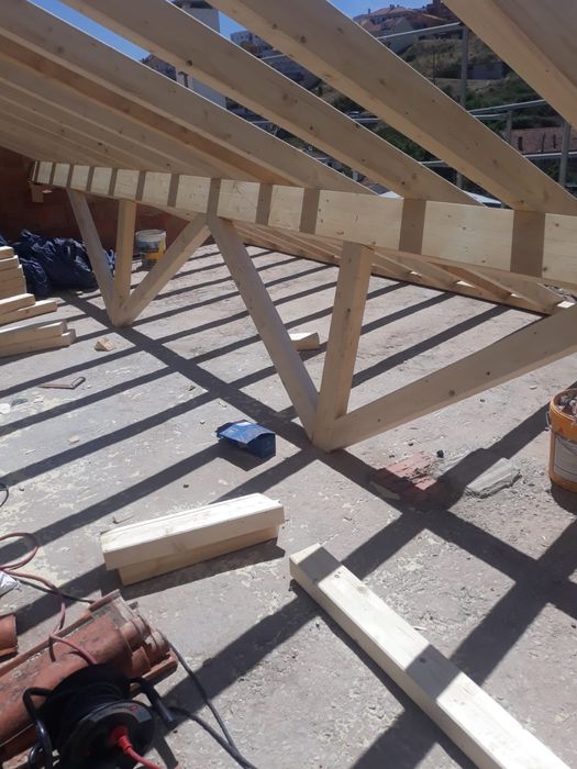 Telhados | Pinturas | Obras Interiores e Exteriores