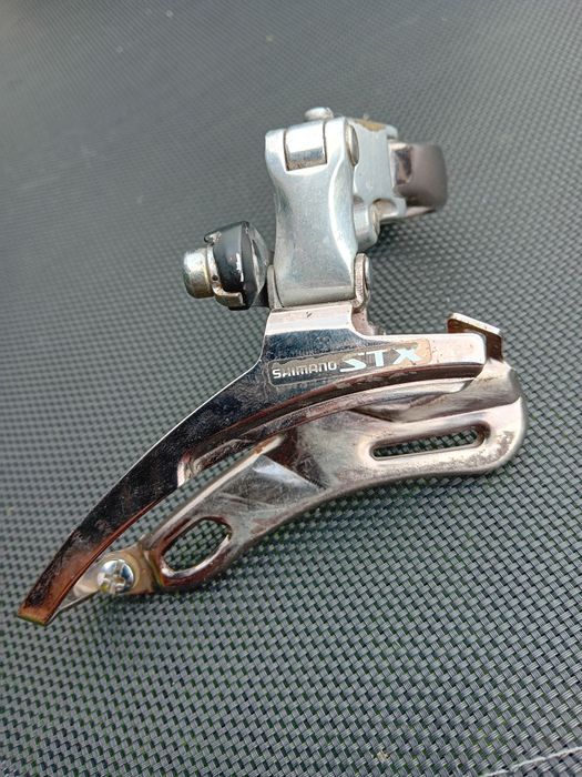 Przednia przerzutka Shimano SLX FD-MC-31.