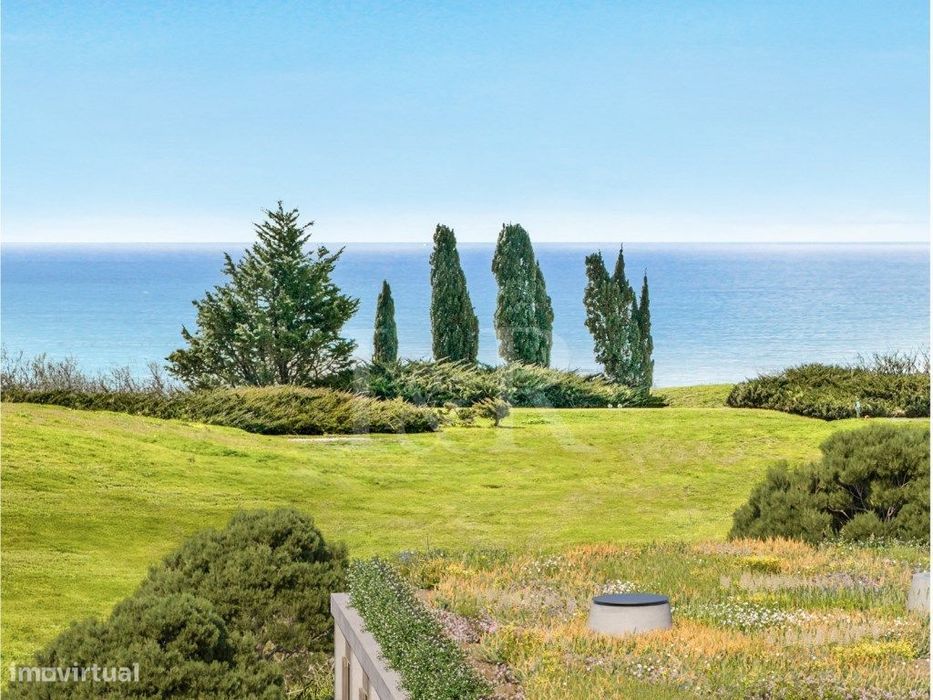 Lote de terreno para venda no condomínio Caparica Hills - vistas mar