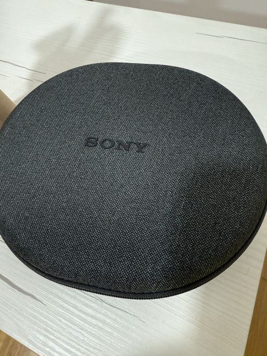 Навушники  Sony ULT Wear Black з мікрофоном