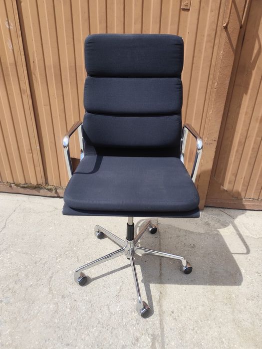 Fitel biurowy Vitra ea 219 - ciemny grafit
