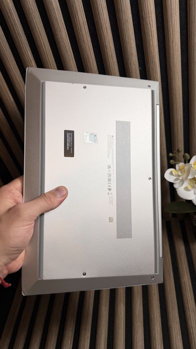 Продам Ноутбук HP EliteBook 845 G8 / Ryzen 3 PRO 5450U / 16GB / SSD 256GB / 14” FHD