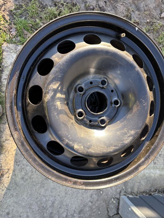 Komplet kół stalowych VW/AUDI