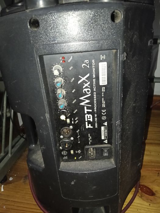 Coluna profissional FBT MaxX 2a