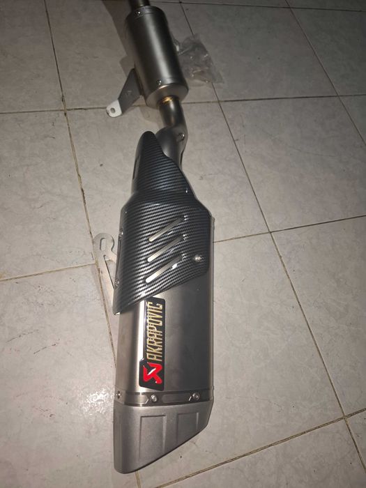 Escape Yamaha yzf-r7 r7