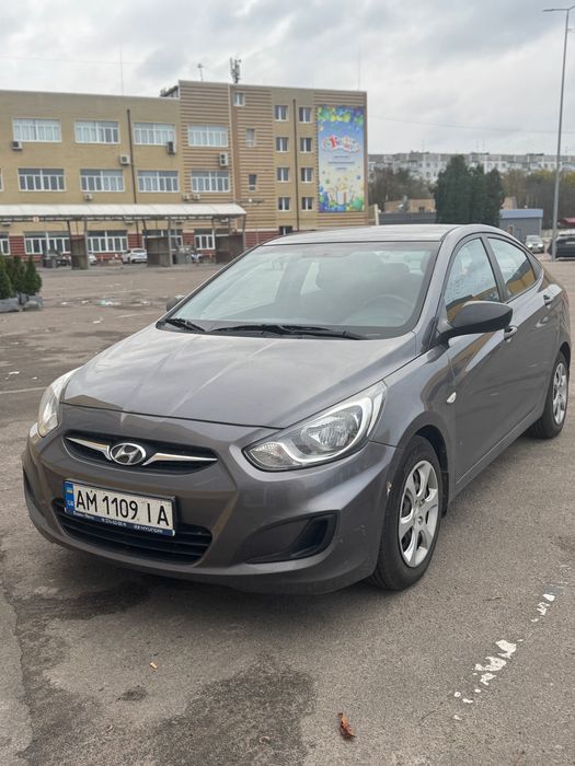 Авто на продаж.