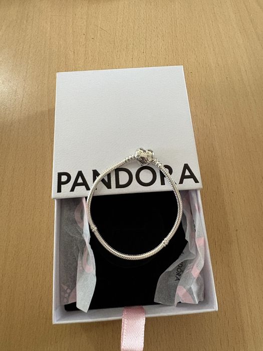 Vendo pulseira pandora