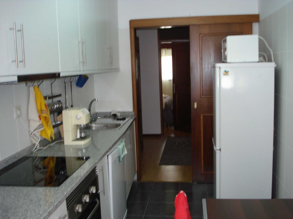 Arrendamento de quarto com despesas em T3