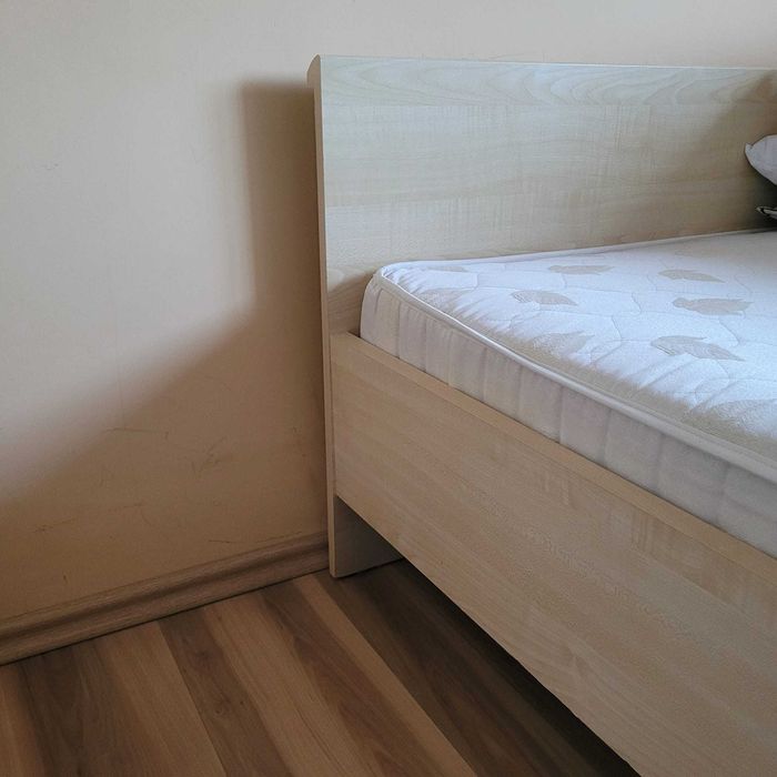 sprzedam BARDZO TANIO używane meble sosnowe do sypialni