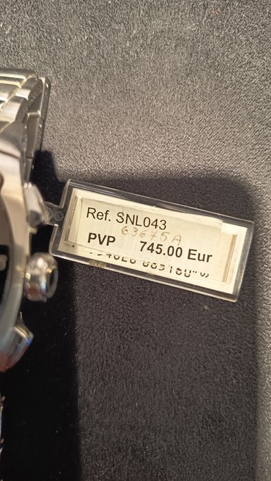 *NOS* Seiko sportura Kinetic.Chronograph SNL043  (43 mm)