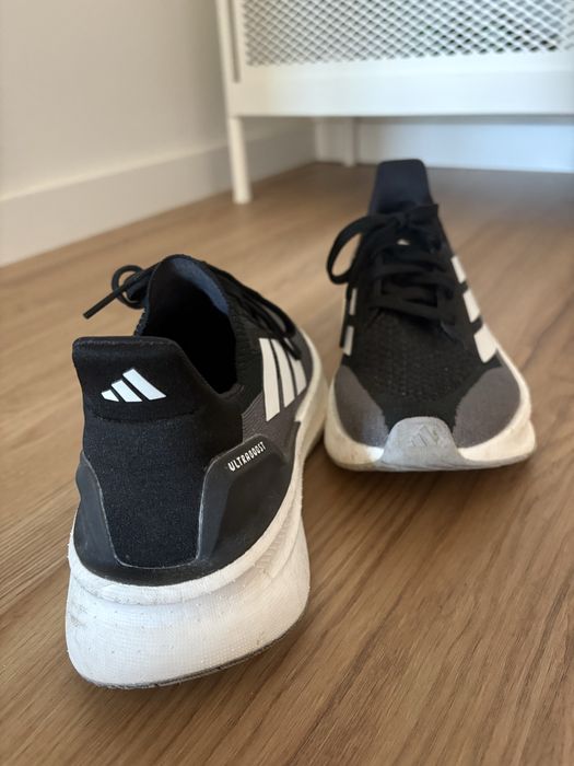 Adidas Ultraboost 5