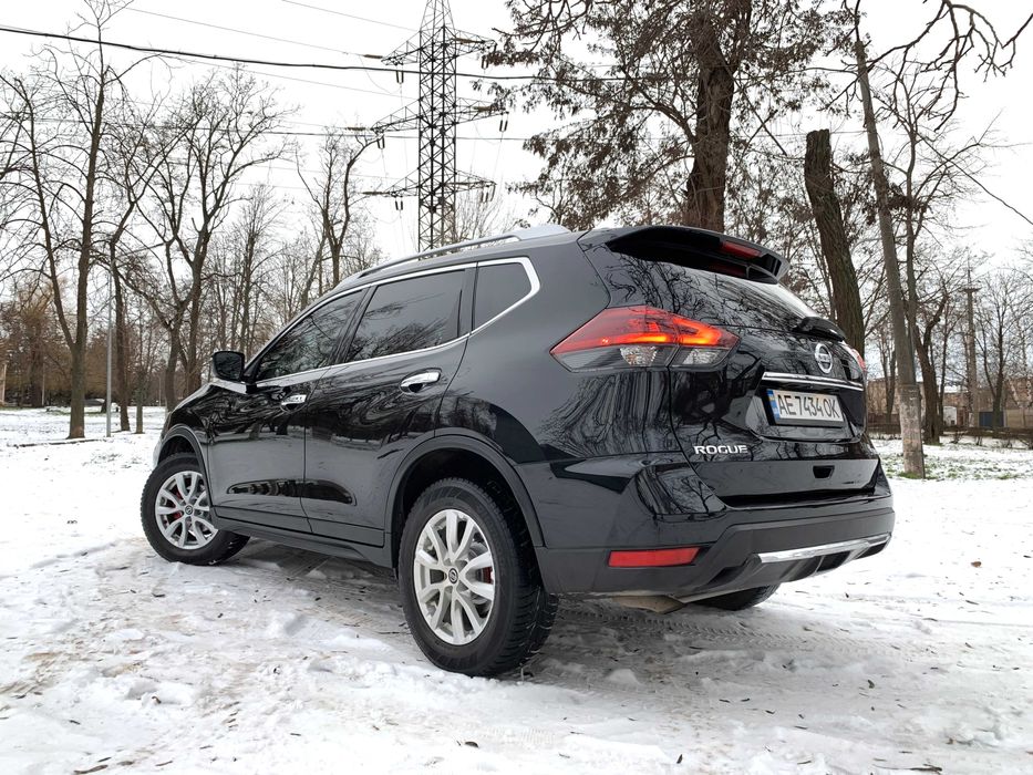 Nissan Rogue полный привод SV AWD 2017 года!