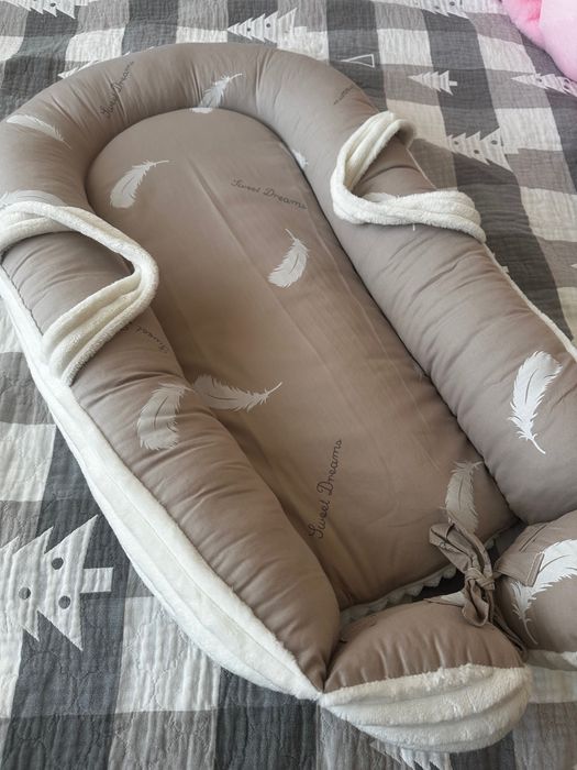 Кокон для немовля
