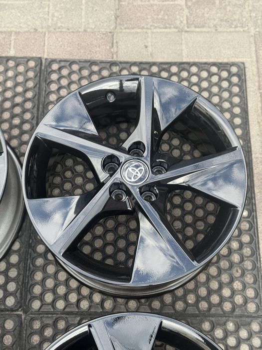 Ном 180 132 диски оригінал Toyota camry corolla avensis avalon rav4 highlander venza lexus es is gs rx nx ux 5 114,3 r18