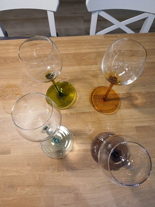 Zestaw 4 Kieliszków do wina duka joy