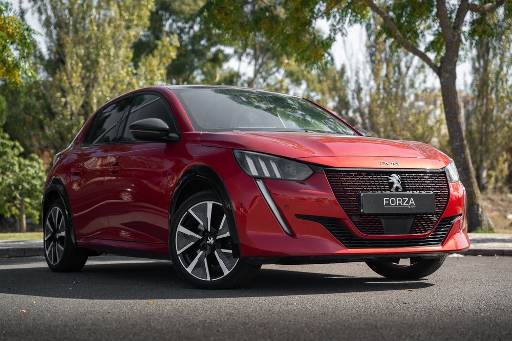 Peugeot e-208 50 kWh GT