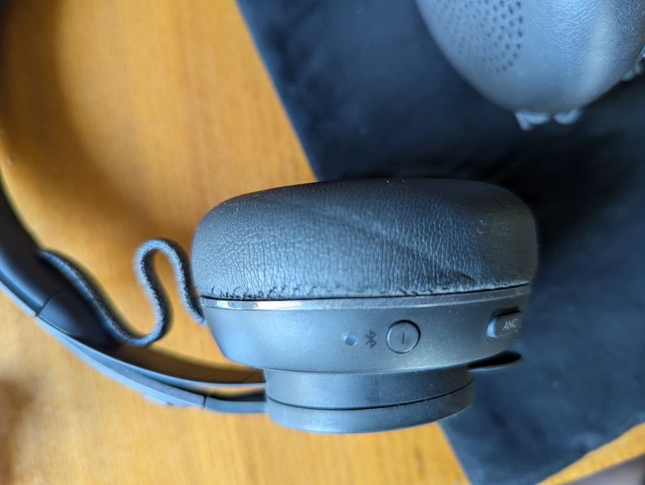 Наушники Logitech Zone Wireless Plus