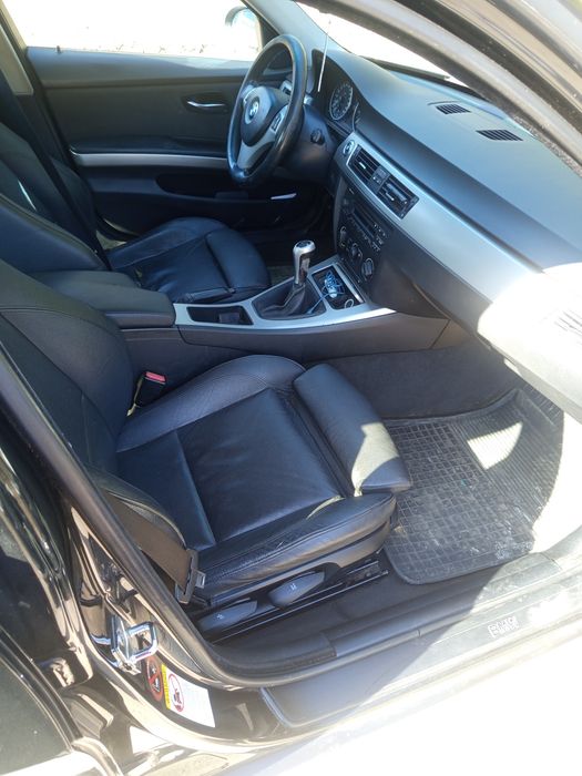BMW E90 320i 2.0 benzyna