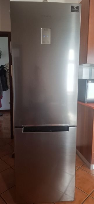Vendo frigorífico usado. Todo a funcionar