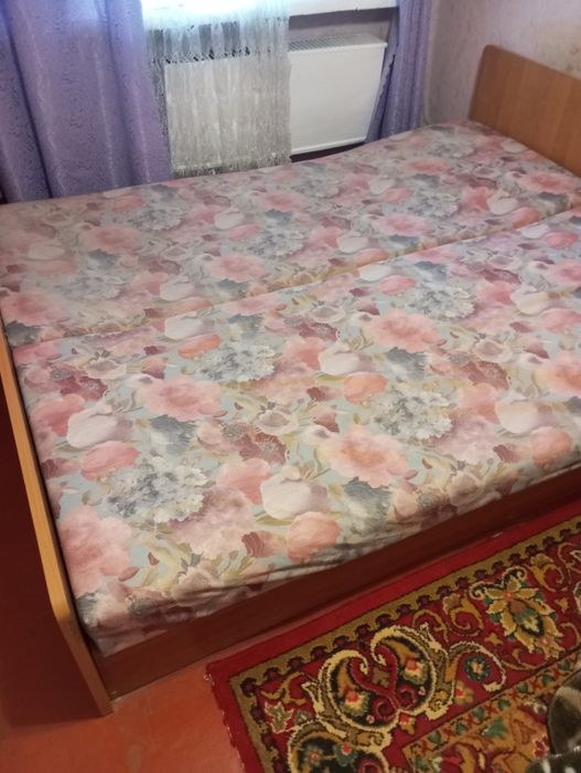 Двоспальне ліжко  б/в