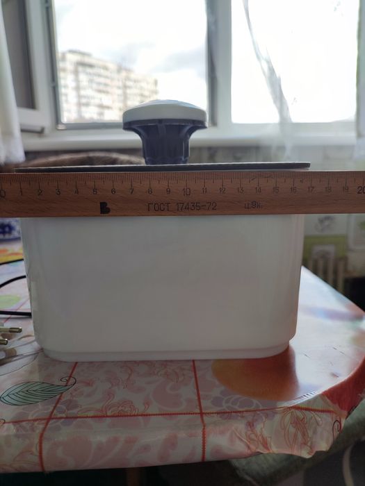 Продам поилка-фонтан для животного