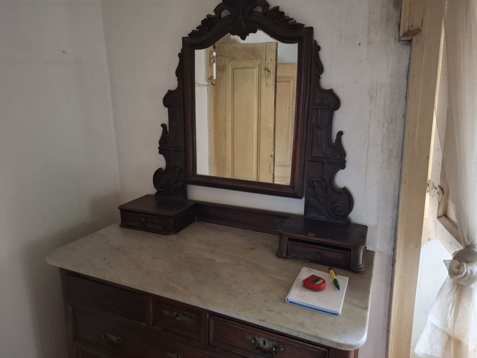 Cómoda em bom estado