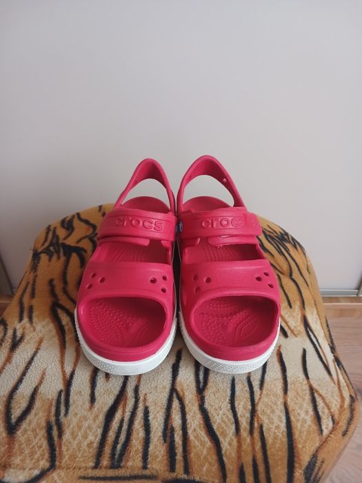 Сандалі Crocs червоні, розмір 34 (устілка 21,5 см), оригінал