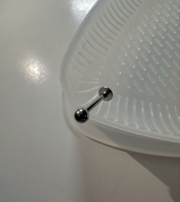 Титановий пірсинг лабрет з камінням фіаніт пірсинг в хрящ вухо ніс