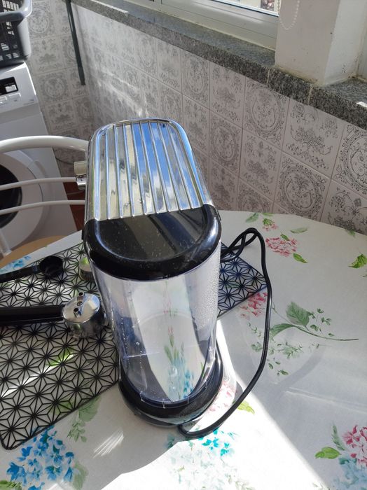 Maquina café  4 meses de uso