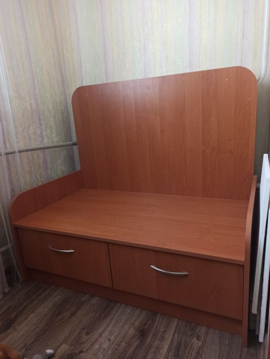 Диван для балкона, лоджиї