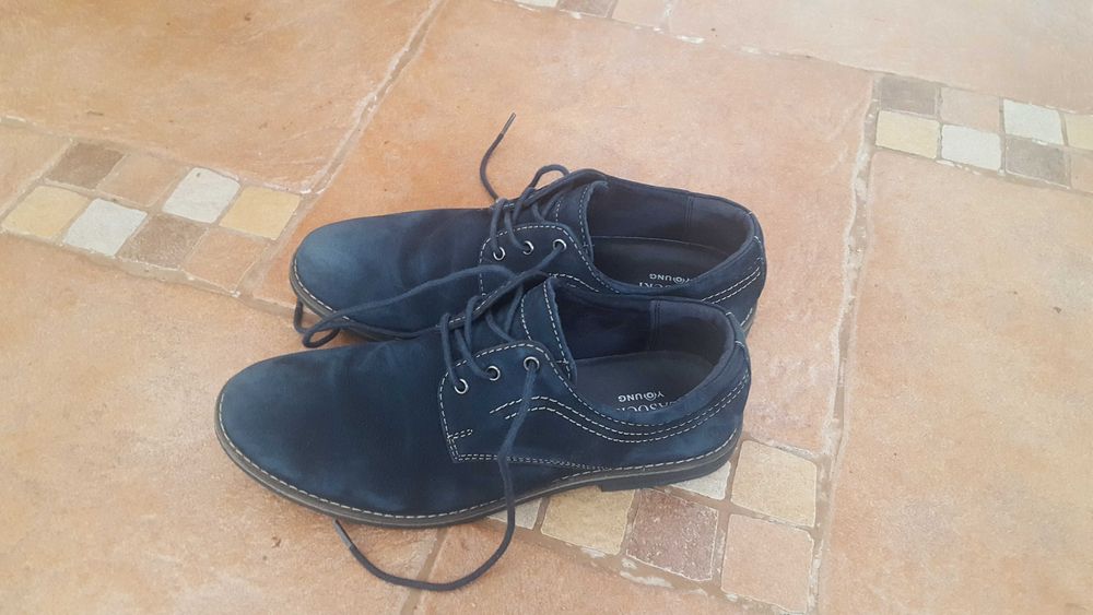 Zamszowe buty chłopięce roz. 36