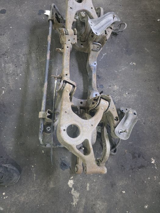 Opel insignia 4x4 Kołyska zawieszenia Wózek Sanki tył