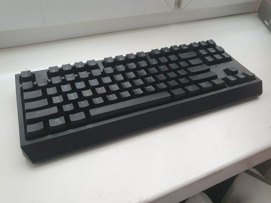 Sprzedam Klawiaturę Thor TKL 230 lite