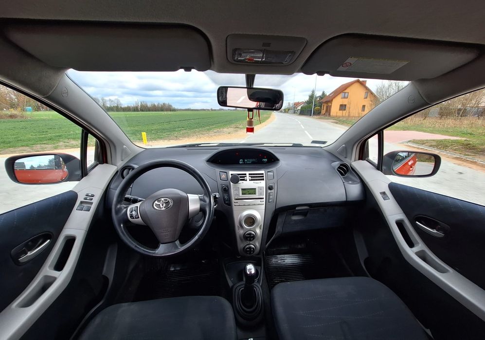 Toyota Yaris 1.4 d4d (Keyless, Climatronic., Alu)
