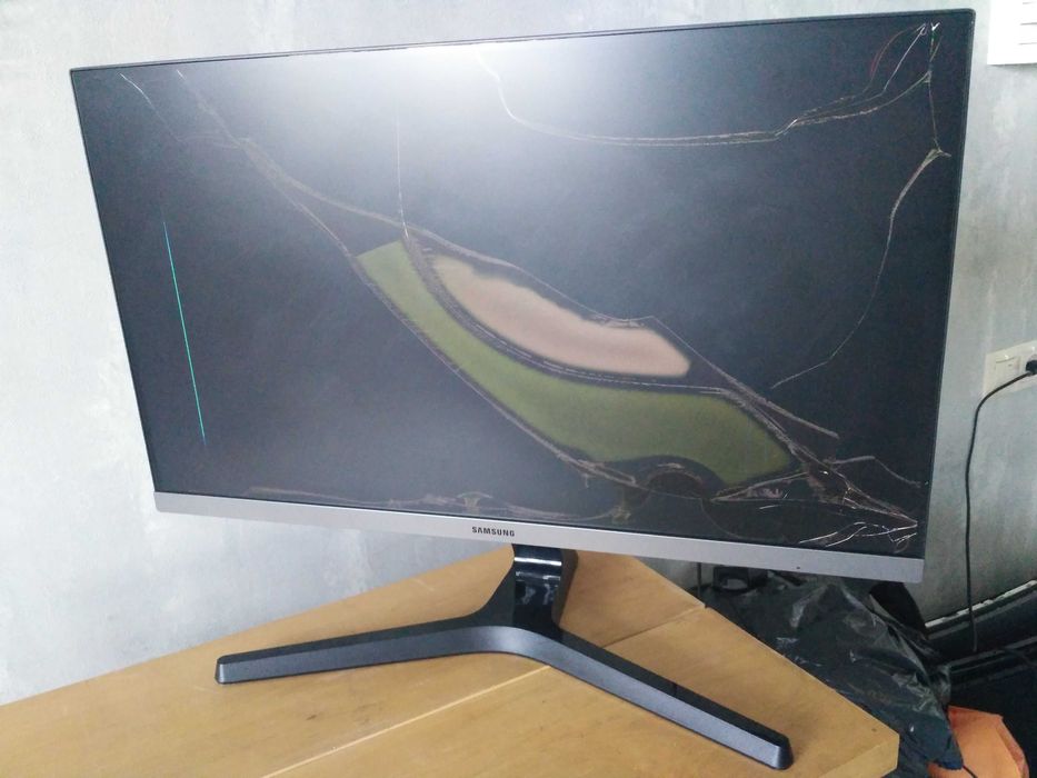 Mонитор Samsung S24R358FHI (LS24R350FHIXCI) разборка