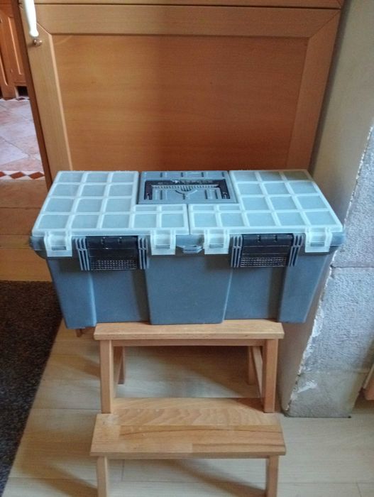 Caixa para guardar ferramentas64551821990403120
