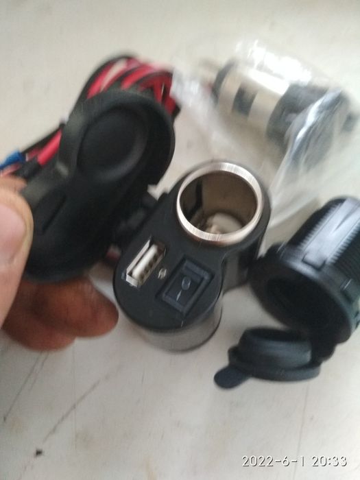 Автомобільний прикурюватіль