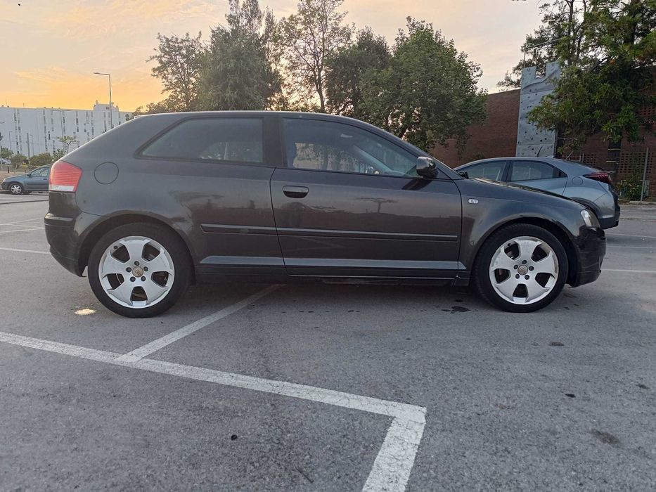 Audi A3 1.6 115cv
