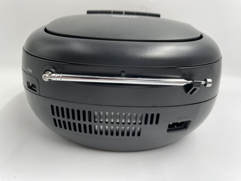 radioodtwarzacz KLIM CD + kasetowy z technologią Bluetooth.