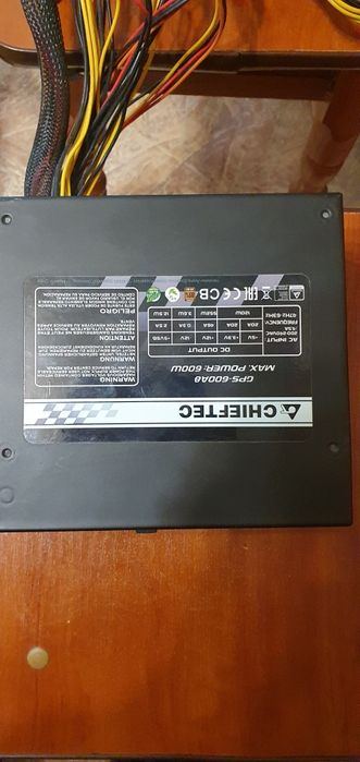 Продам блок питания Chieftec 600watt в хорошем рабочем состоянии.