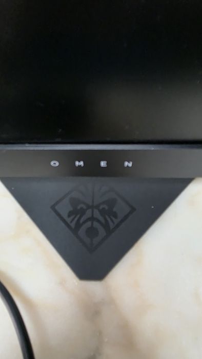 Monitor marca OMEN64284549056642122
