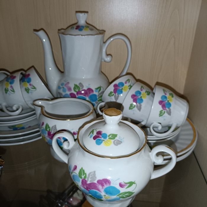 Кавові кофейні сервізи