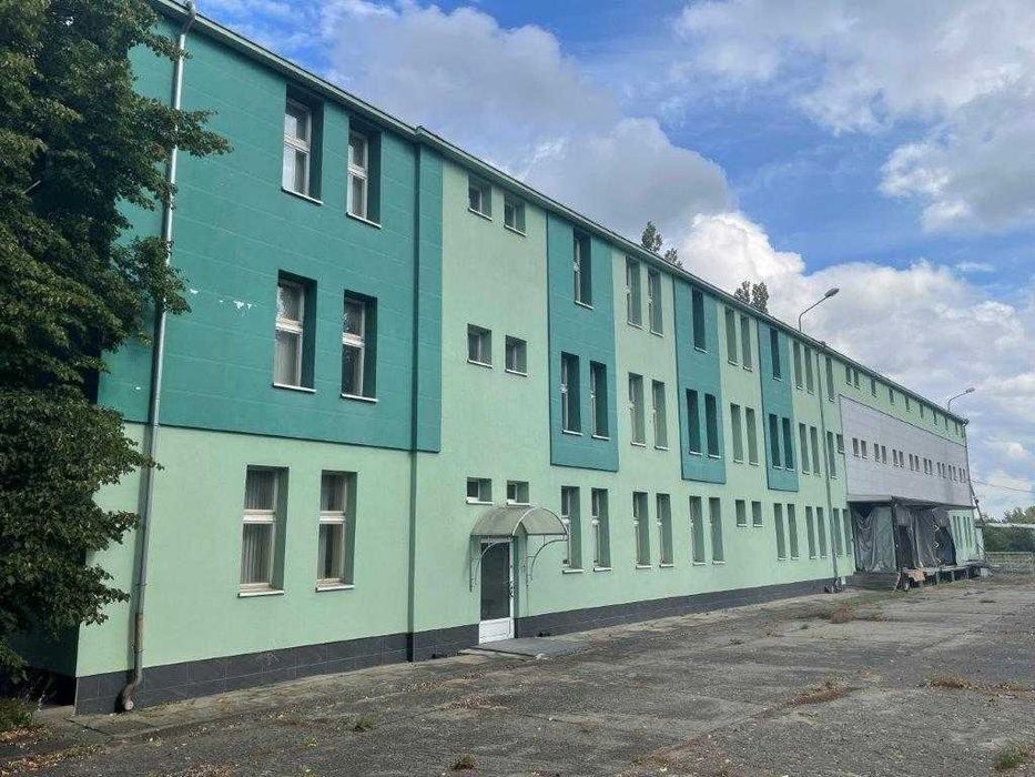 Nieruchomość magazynowo biurowa 9000m2, 4000m2
