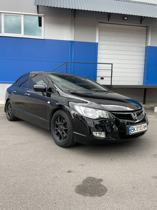 Продам Honda Civic 4D