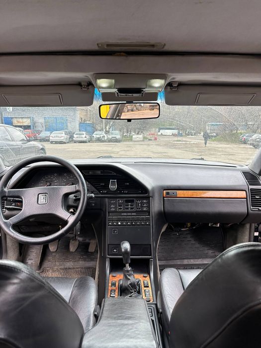Автомобіль Peugeot 605 V6
