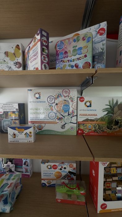 Brinquedos difaticos diversos