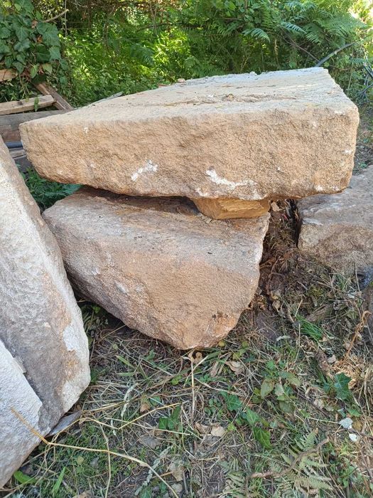 Lagar Antigo em Pedra + Prensa de Vinho Original | Venda Conjunta ou Separada