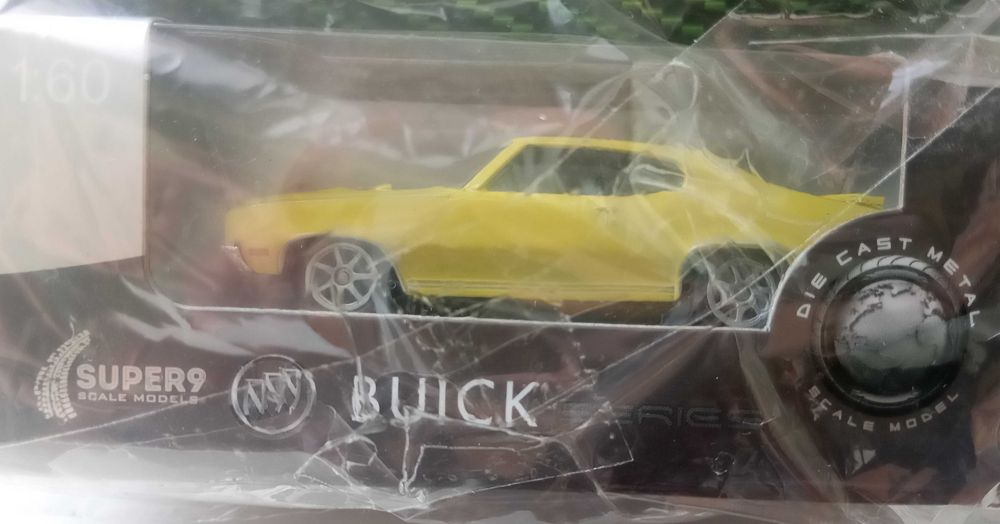 Hot Wheels e outros - 14 carros - Lote ou carros isolados