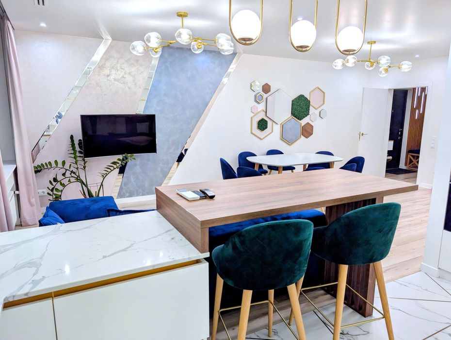 Продається простора дизайнерська квартира в ЖК «49 Перлина» (Таїрова)